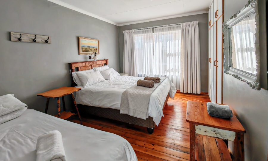 3 Bedroom Property for Sale in De Kelders Western Cape
